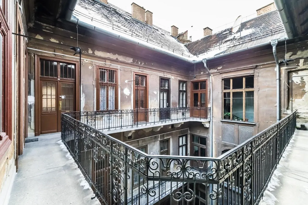 아파트 Hip Loft Style Home Near Vaci Street 부다페스트